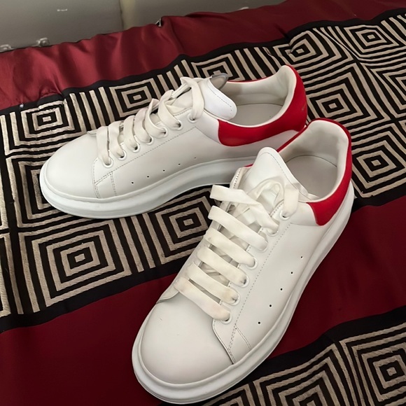 Alexander McQUEENS - Picture 2 of 7